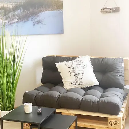 - Apartamento