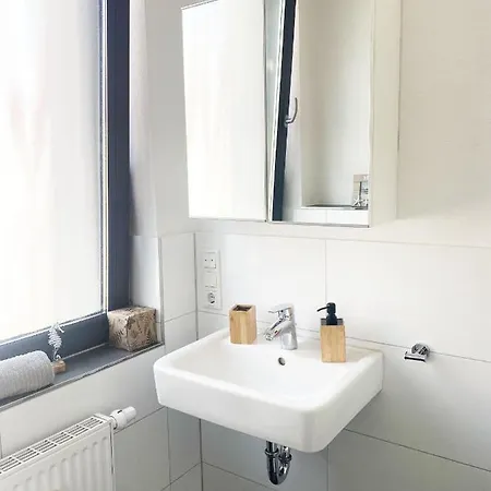 - Апартаменты *